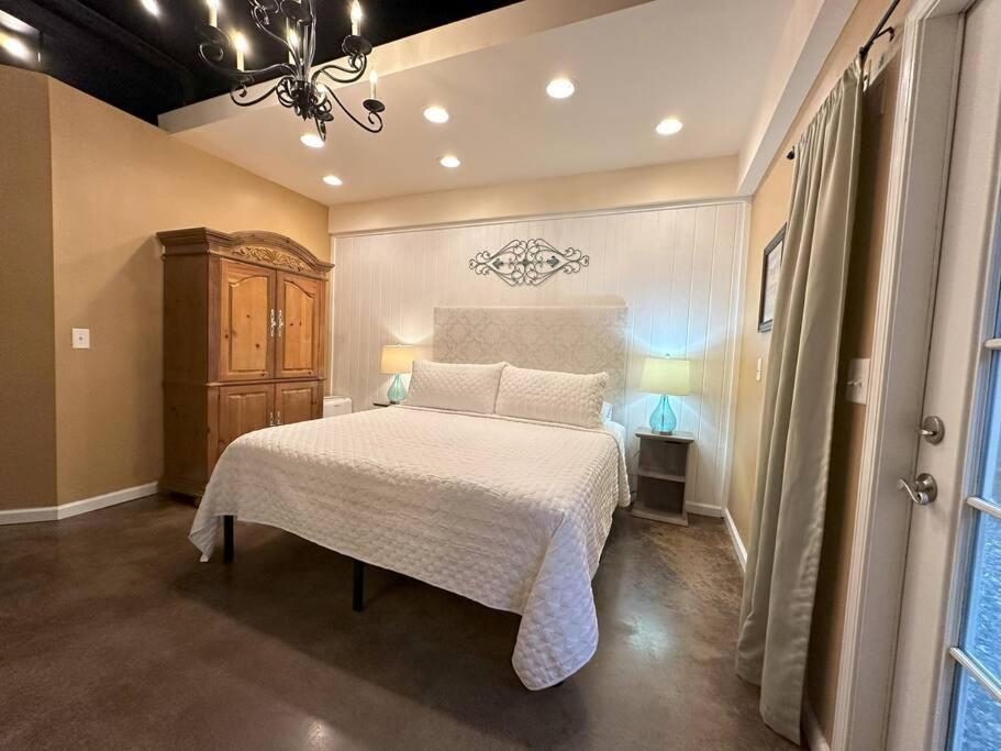 Апартаменты Haven At Hazel~Downtown Loft Demorest Экстерьер фото